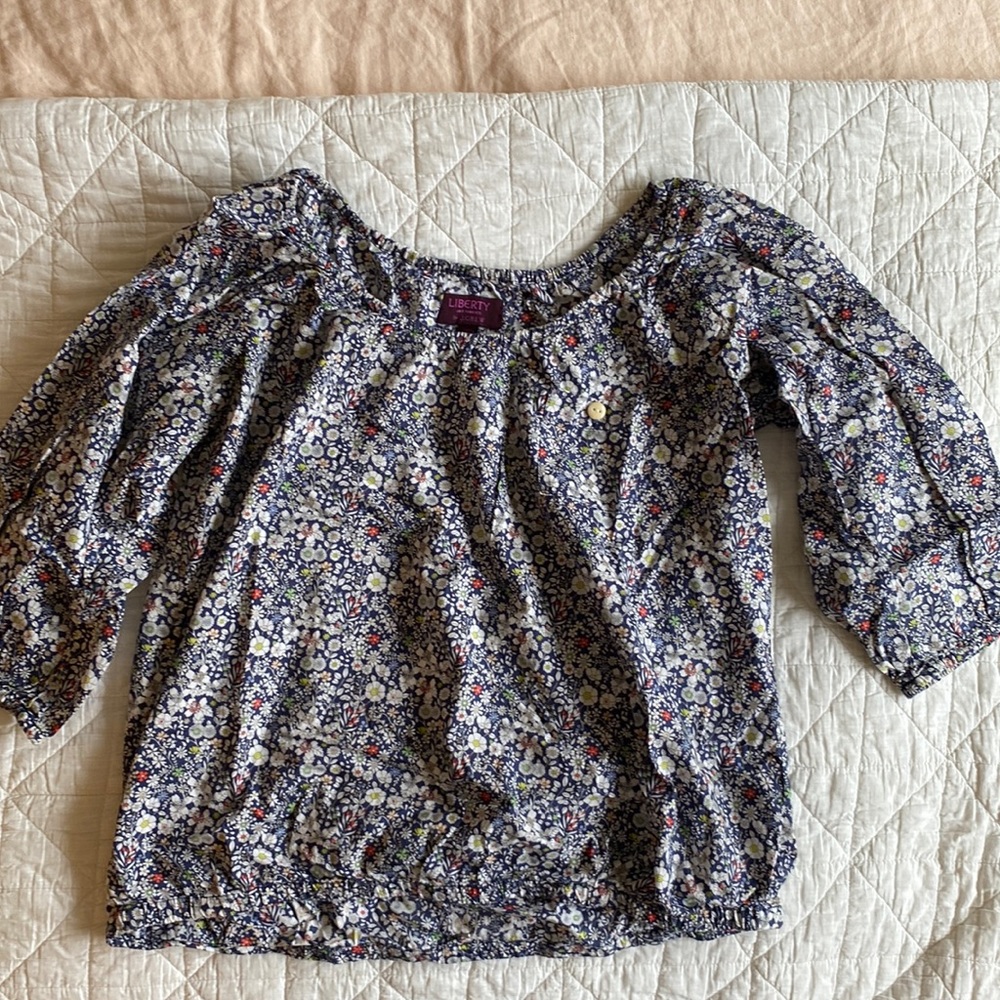 Liberty JCrew Blouse great condition and pretty print from a great collab ⭐️navy